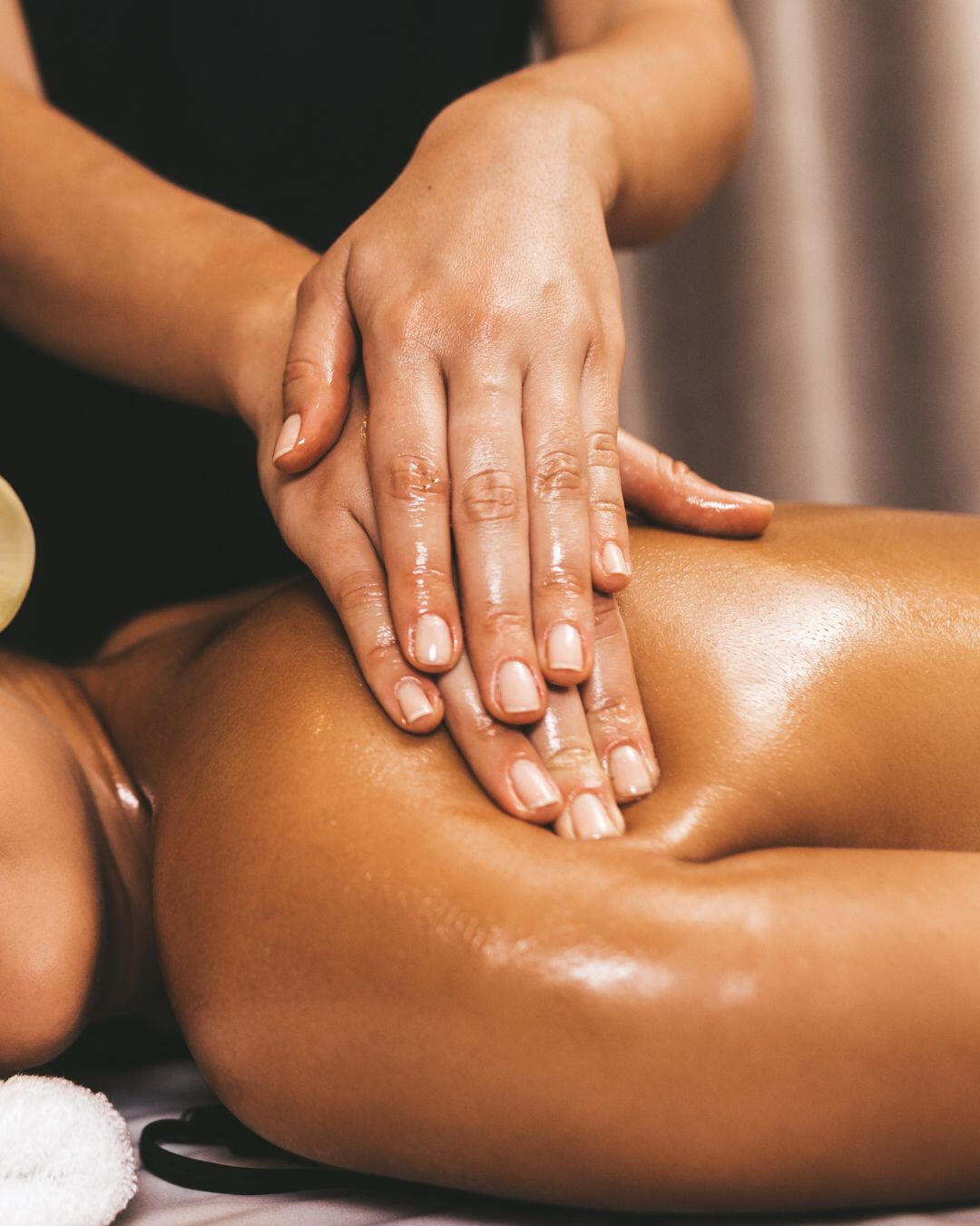 OIL MASSAGE